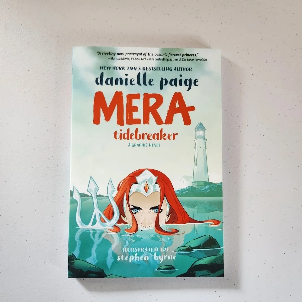 Danielle Page Mera Tidebreaker YA Graphic Novel Book - Picture 1 of 3